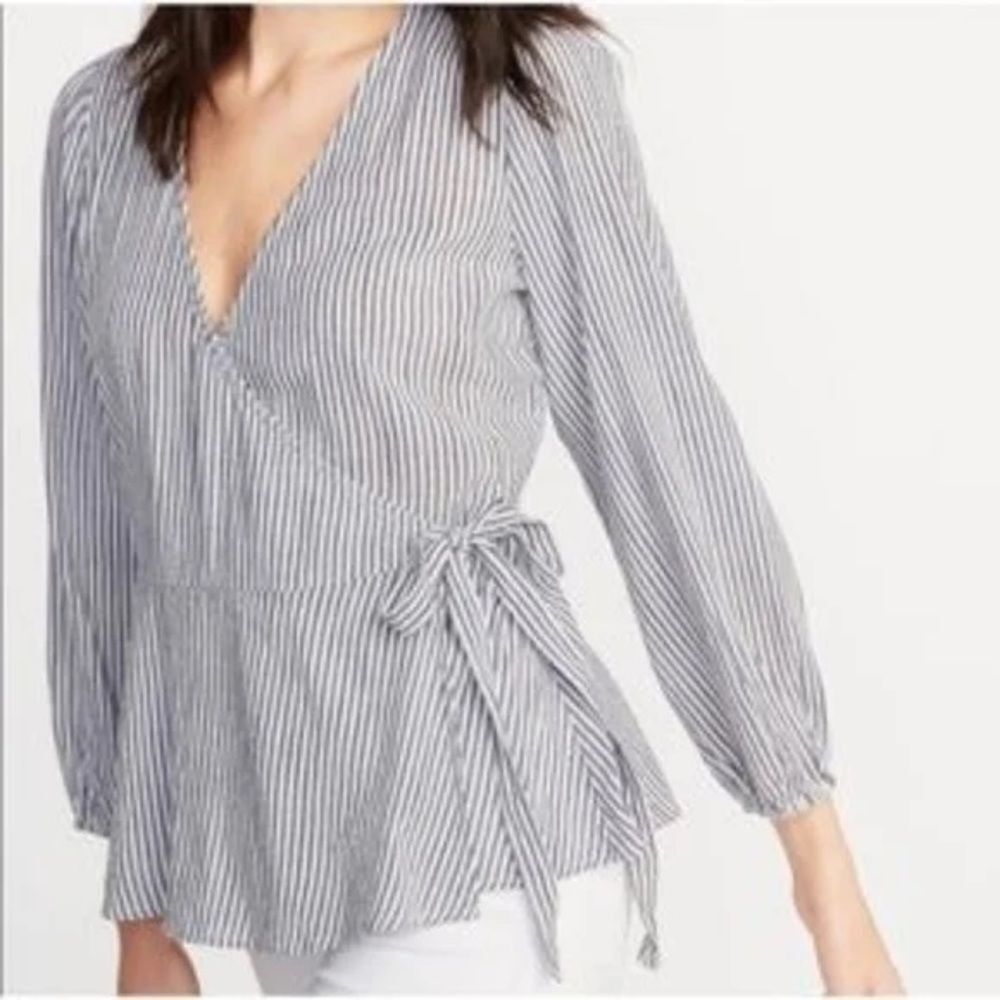 OLD NAVY White and Gray Pinstripe Long Sleeve V-Neck Blouse Tie Waist